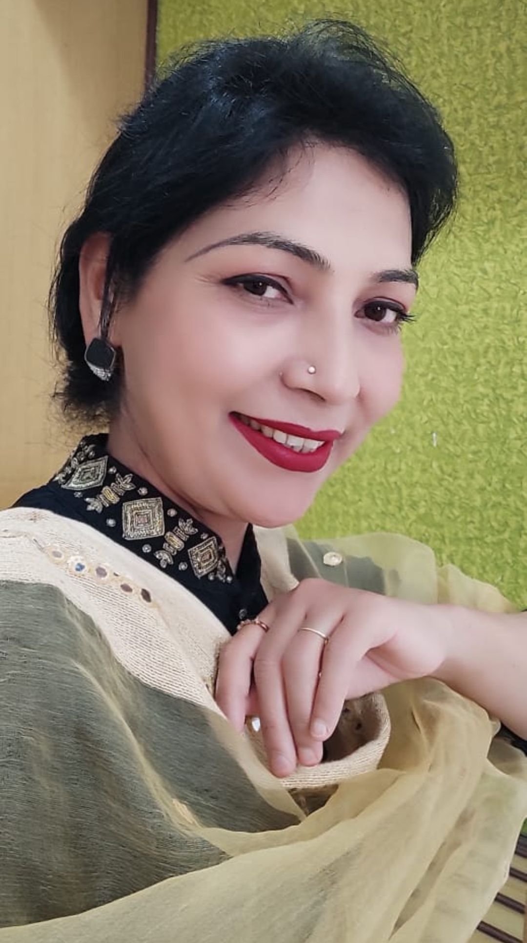 نصرت عتیق گورکھپوری